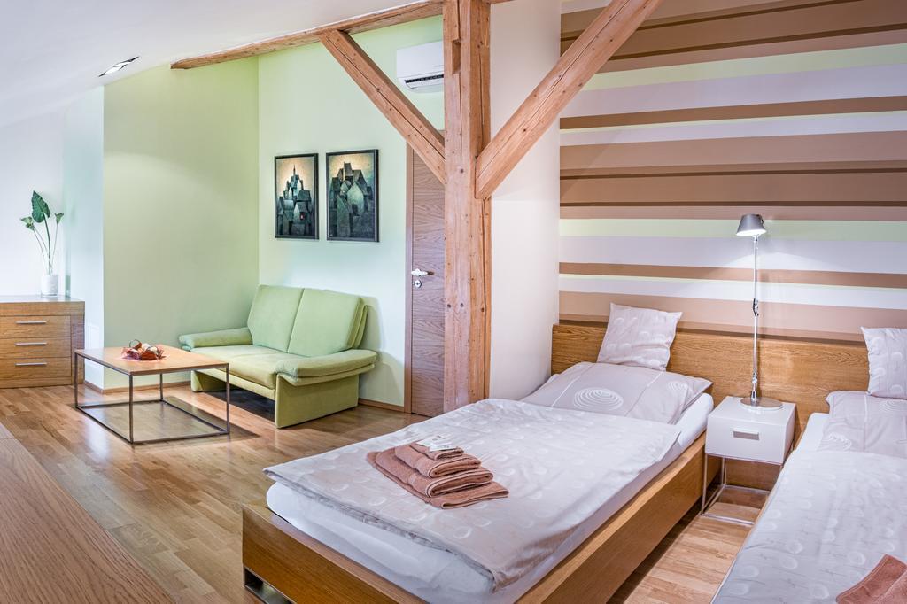 Apartmany Chornitzeruv Dum Telc Exterior photo